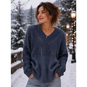 Naadam Wool/Cashmere Blend Gray Cable Ombre Over Sized Sweater. Size Small. NWT!